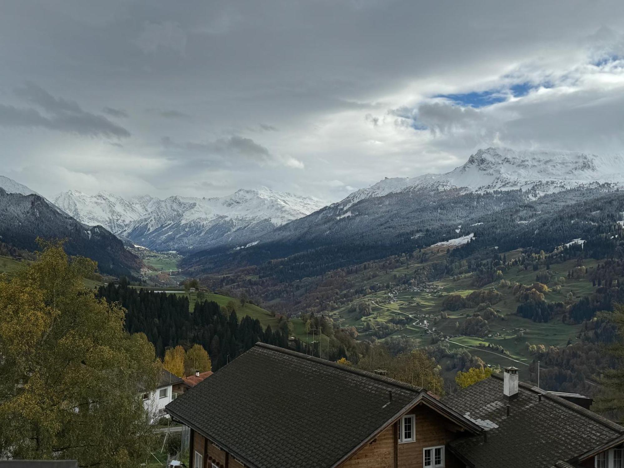 Ferienwohnung Attic In The Alps Luzein Exterior foto